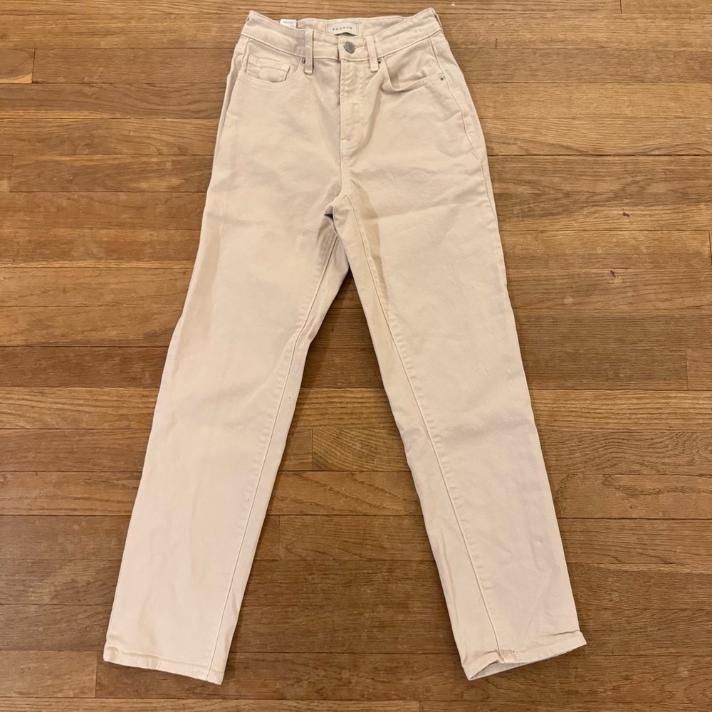 Pacsun cream curvy high-rise straight leg pants size 23/0
 b52